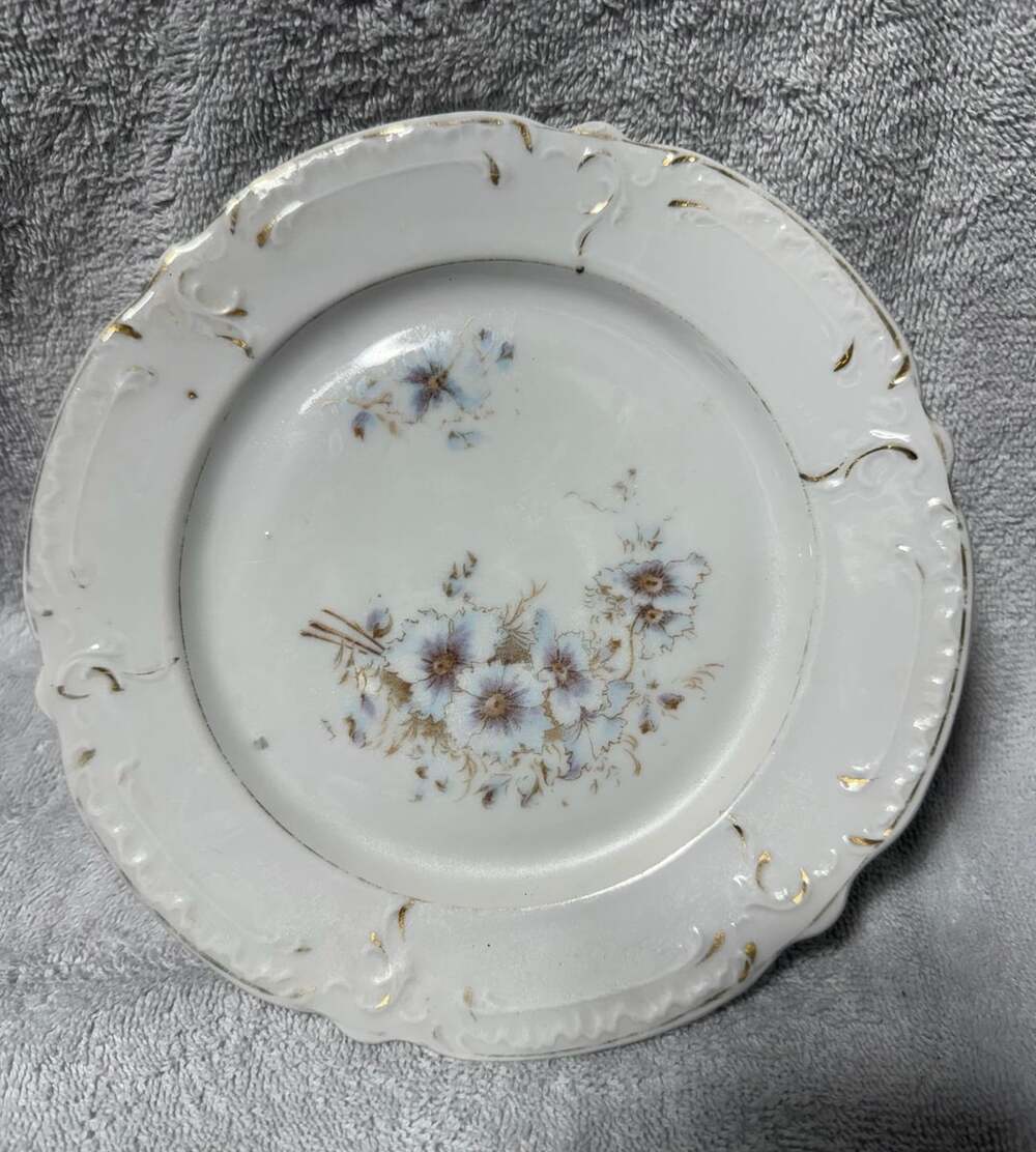 Bavaria Antique Floral Plate 7.75 Inch White Gold